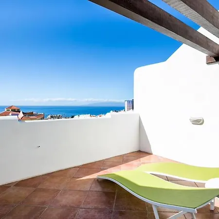 Luxurious 2 Bed Duplex, Wifi, Views, Pools Апартаменты *
