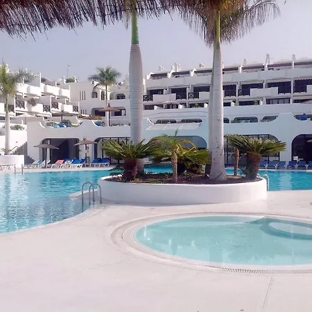 Luxurious 2 Bed Duplex, Wifi, Views, Pools Appartamento *